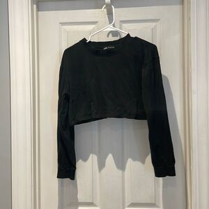 Zara black long sleeved crop top SZ small